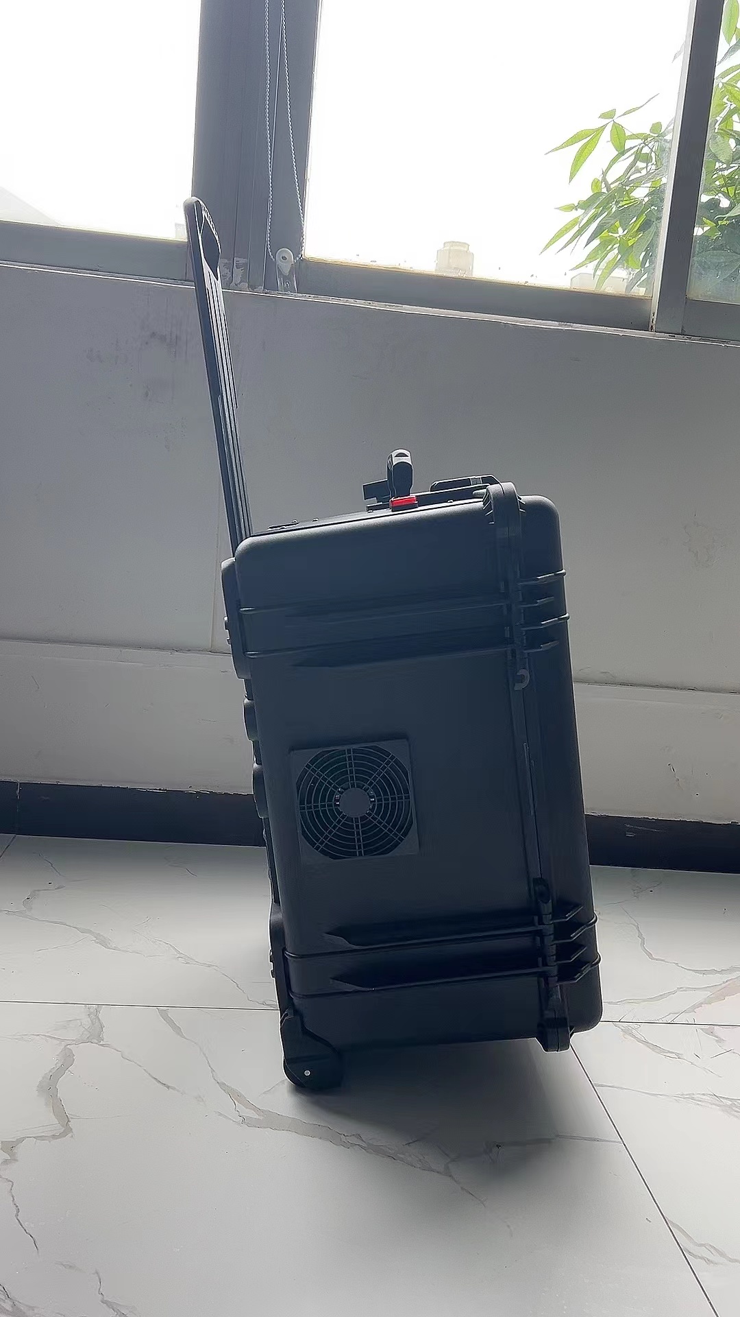 屯昌手拉箱型移动通信干扰器